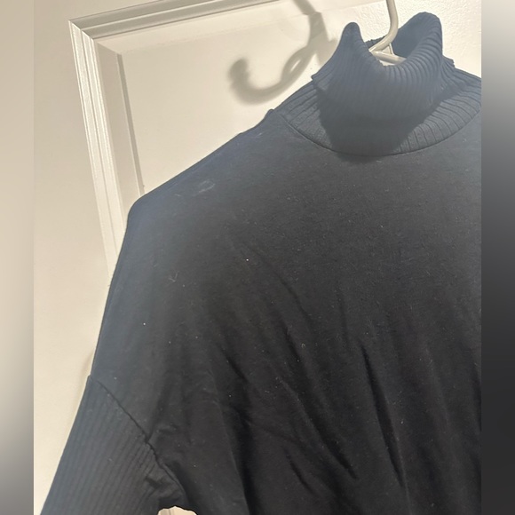 Third by Cee. Turtleneck top. Size S/M - Picture 2 of 8